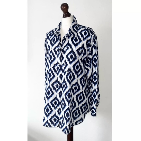 M & S PURE LINEN BLUE & WHITE ABSTRACT OVERSIZED COLLARED LONG SLEEVE BLOUSE - Picture 7 of 9